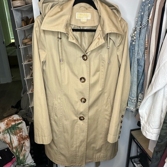 Belted Tan Trench Coat Michael Kors - Picture 2 of 7
